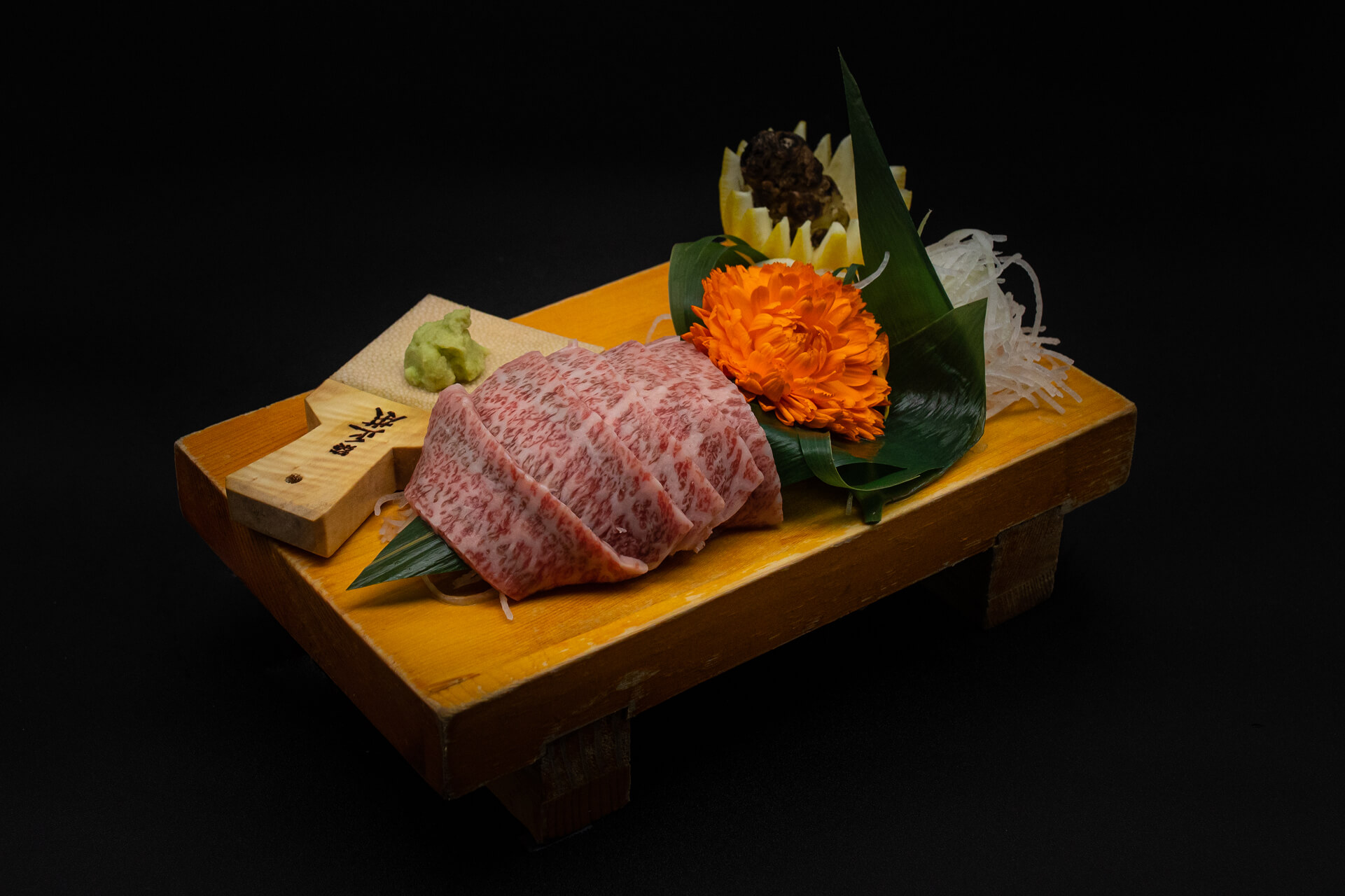 aburi a5 wagyu tataki 1